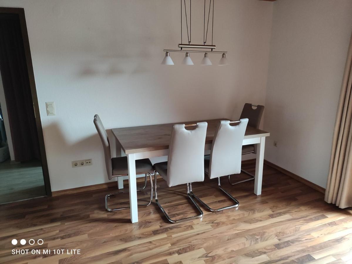 Waldblick Apartment ชลูคซี ภายนอก รูปภาพ